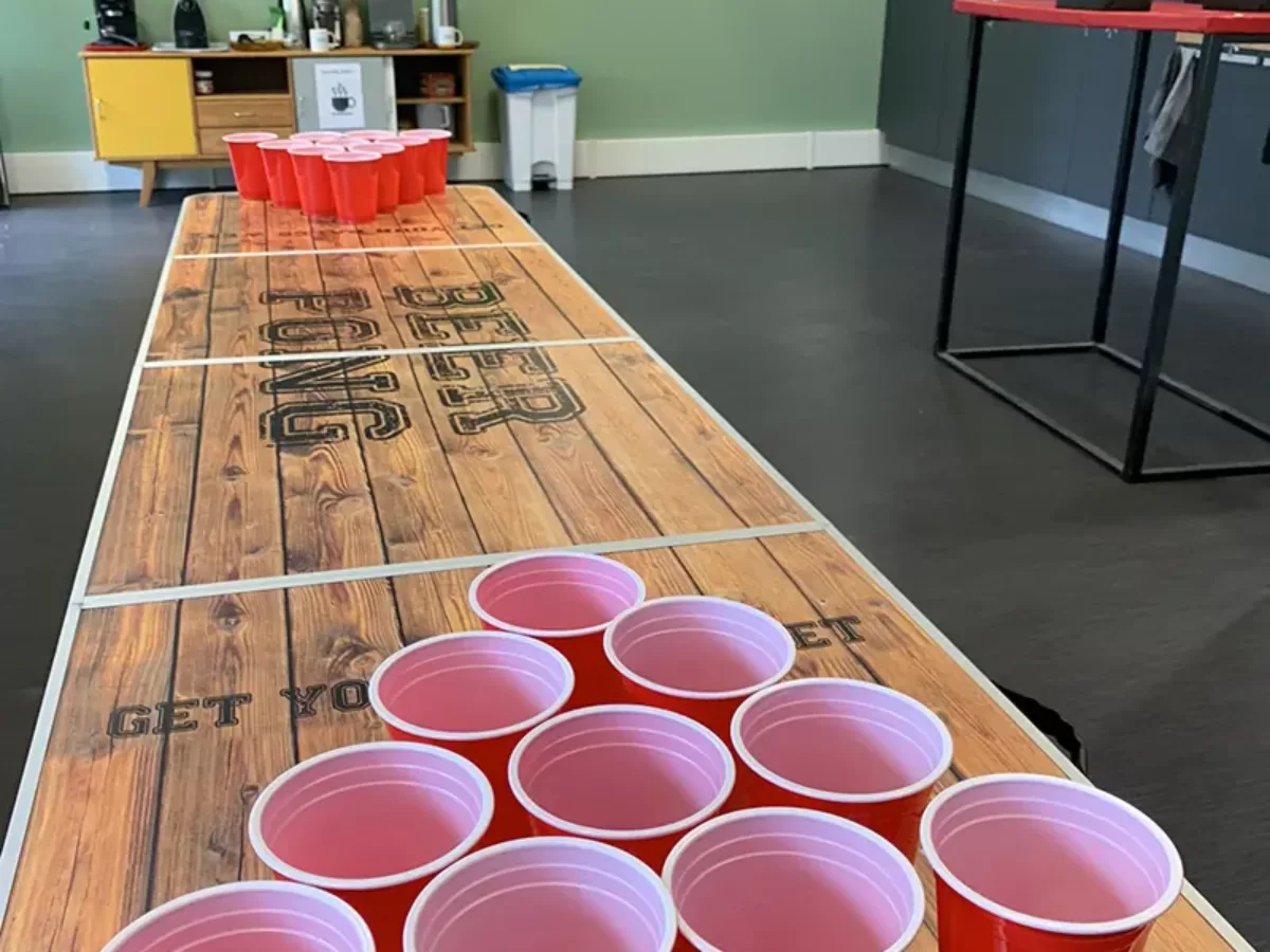 Jeu De Boisson Raffinerie Beer Pong – Version College – Neuf